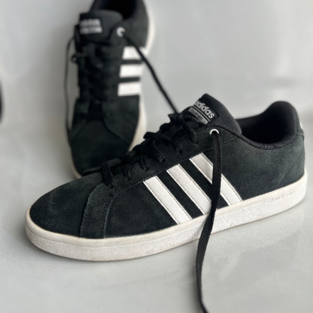 Adidas cloud foam sneakers 10.5